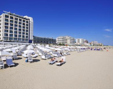 excelsiorpesaro en package-5-star-hotel-pesaro-with-private-beach 018