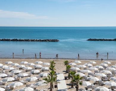excelsiorpesaro en offer-hotel-in-pesaro-for-romantic-beach-getaway 019