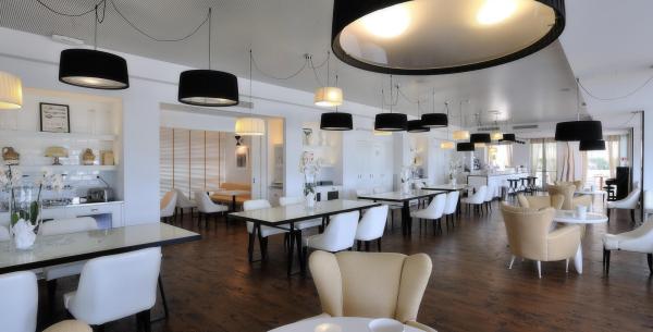 excelsiorpesaro en voucher-services-5-star-luxury-hotel-pesaro-sea-view 012