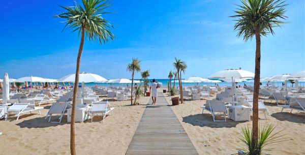excelsiorpesaro it hotel-pesaro-5-stelle-fronte-mare-con-spiaggia-privata 012