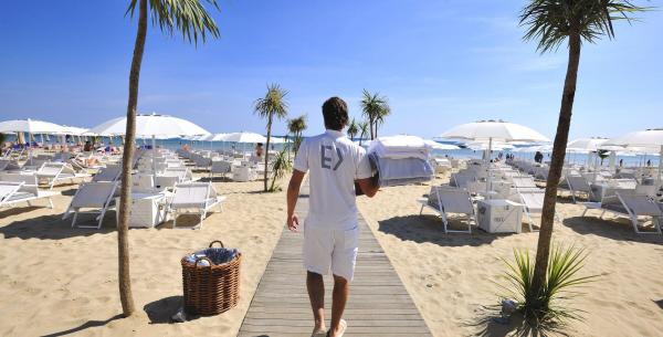 excelsiorpesaro it offerta-hotel-5-stelle-pesaro-con-spiaggia-privata 011